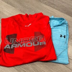 Under Armour Kids Short Sleeve Tees in Red and Light Blue